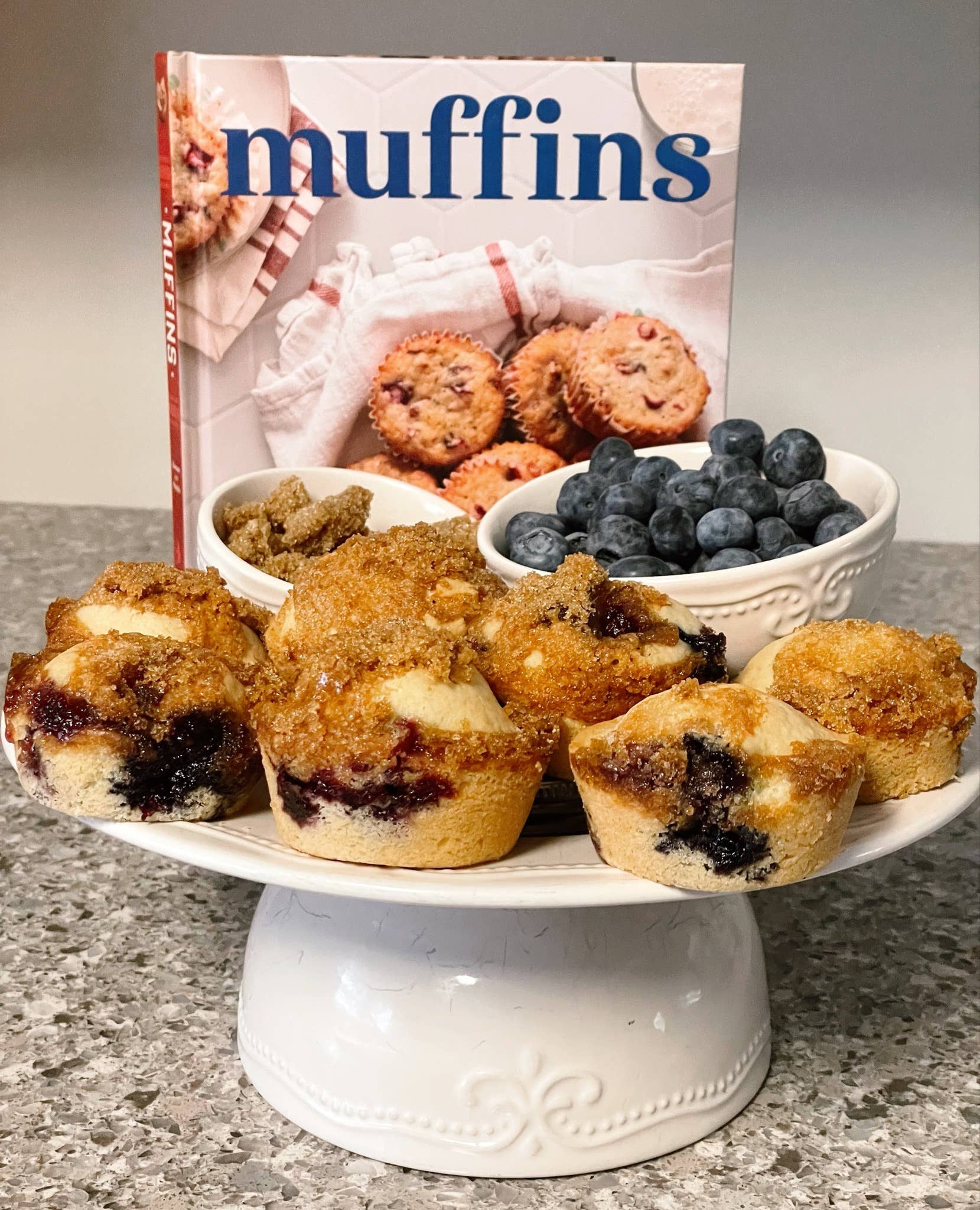 Muffins Cookbook (Colorado Authors)