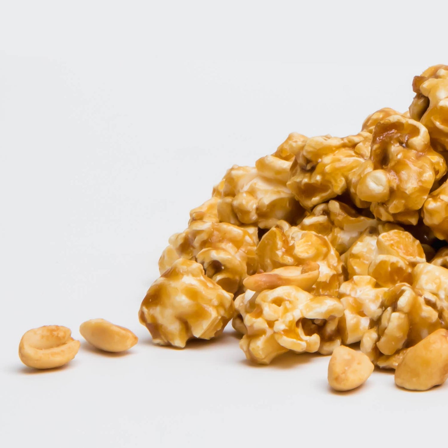 Caramel Popcorn with Peanuts